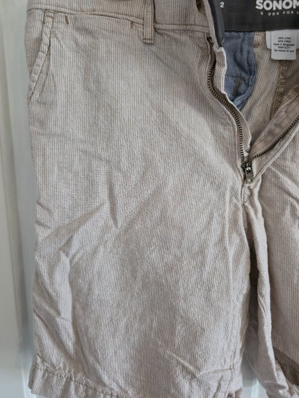 Mens Sonoma size 32 Flexwear Shorts Tan Cream Beige Lined Striped